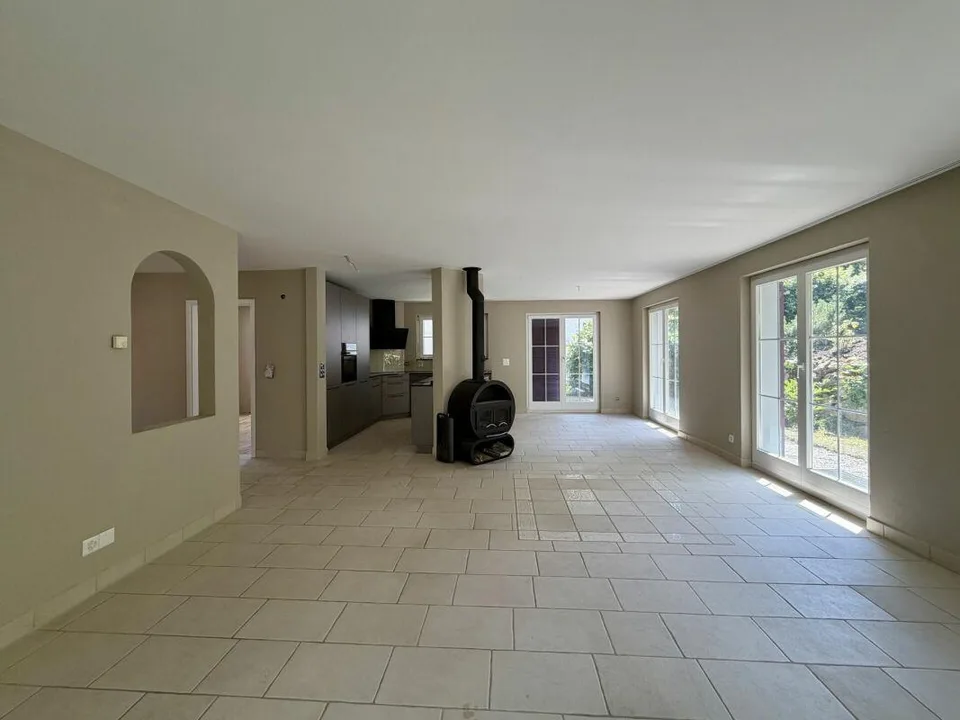 Ampia casa unifamiliare 6.5 locali con giardino da sogno a Wettingen