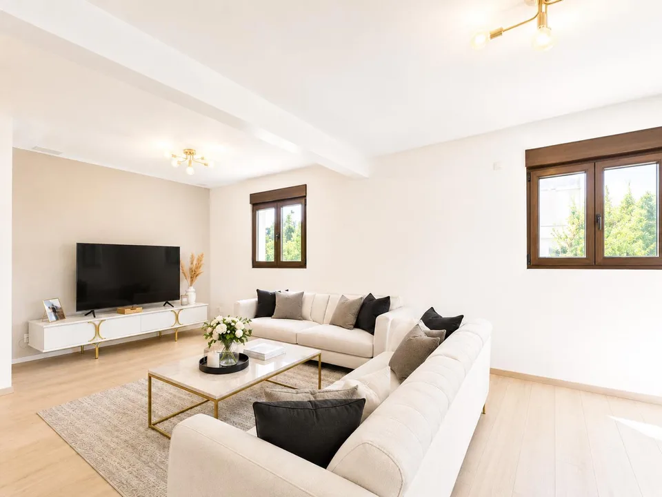 Jolie maison mitoyenne moderne de 4.5 pièces au coeur de St-Aubin