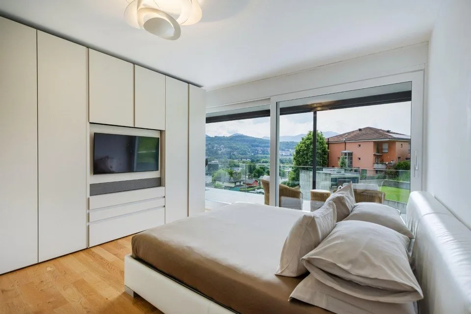 VENDESI Manno Spazio, luce e stile: esclusivo duplex di 5.5 locali ... – photo 12 sur 13