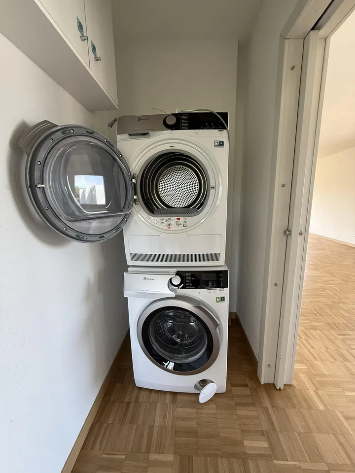 Gelegenheit in Hinterkappelen - 6,5-Zimmer 4.OG - Aare, Wohlensee
