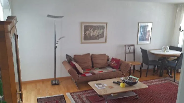 2½ ZI-WOHNUNG IN LACHEN (SZ), MÖBLIERT, TEMPORÄR