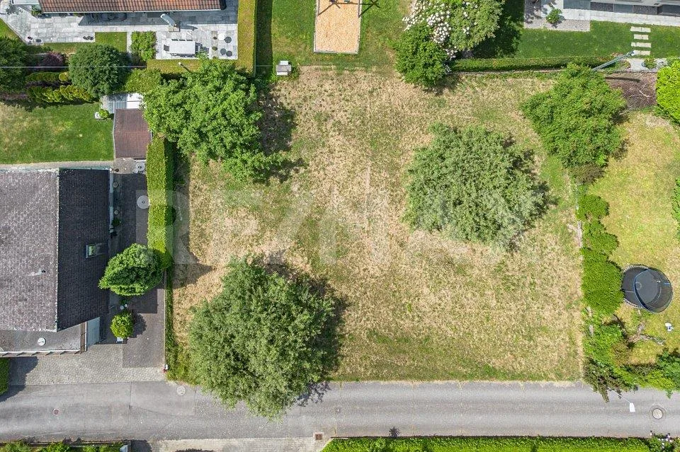 697 m² grosses Grundstück an sehr ruhiger Lage in Möriken