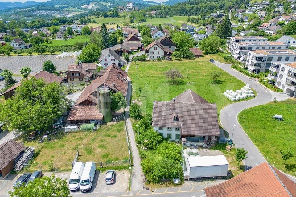 792 m² Bauland im Dorfzentrum von Möriken