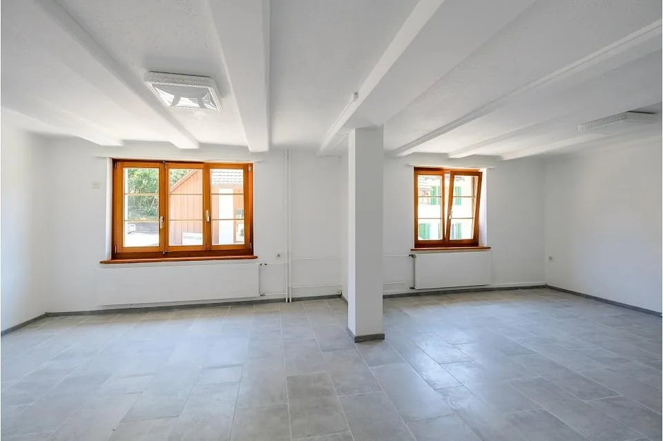 Casa familiare affascinante, ristrutturata, 4,5 locali con potenziale di ampliamento!