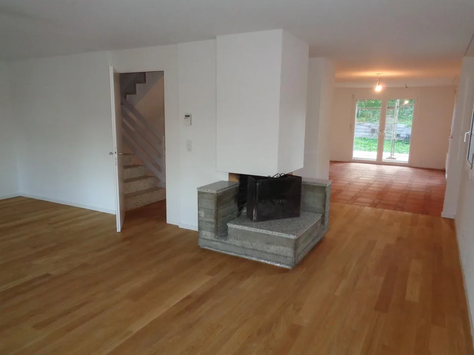 7.5-Zimmer-Haus in Allenwinden - grosszügiges Zuhause an ruhiger Lage