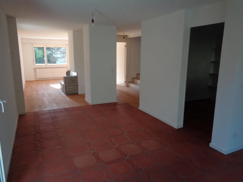 7.5-Zimmer-Haus in Allenwinden - grosszügiges Zuhause an ruhiger Lage