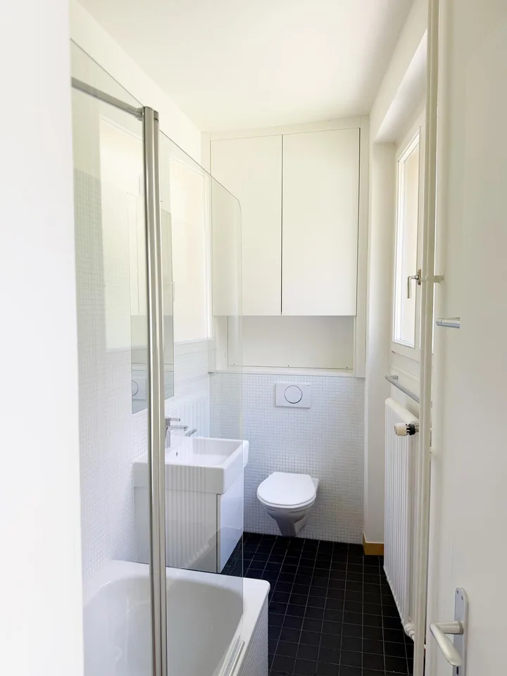 Stilvolle 4.5 -Zimmer - Altbauwohnung mit Charme an exklusiver Lage