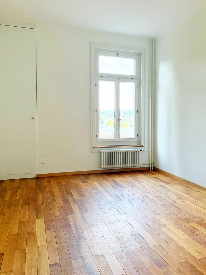 Stilvolle 4.5 -Zimmer - Altbauwohnung mit Charme an exklusiver Lage