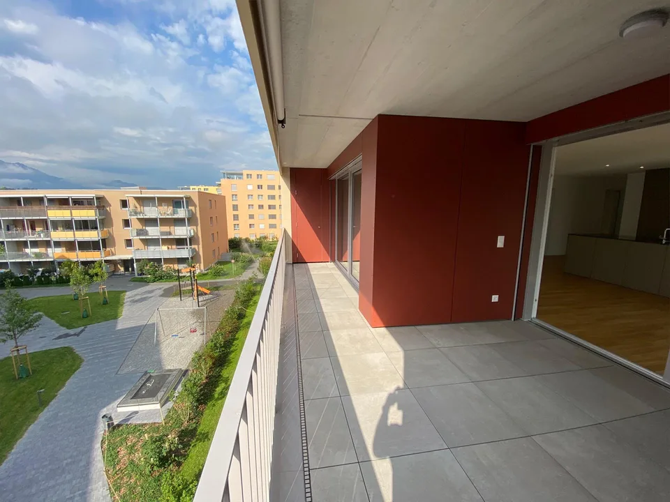 stimmungsvolle Eckwohnung mit grossem Balkon direkt am Bahnhof Ebikon