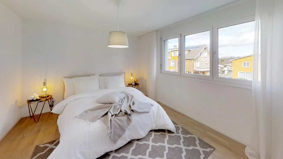 Topmodern und an sonniger Lage