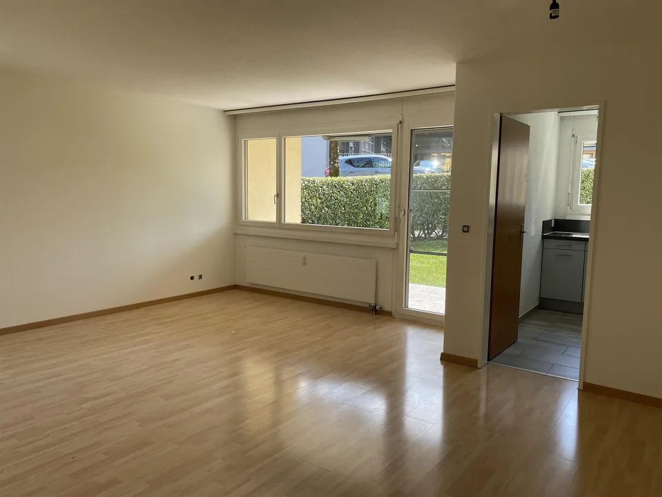 Helle & zentral gelegene 2.5 Zimmer-Gartenwohnung