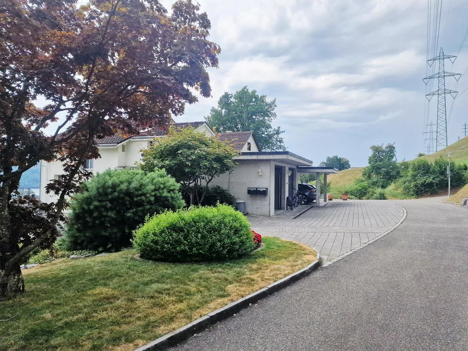 5.5 Zimmer Wohnhaus an schönster Lage mit See- und Bergsicht