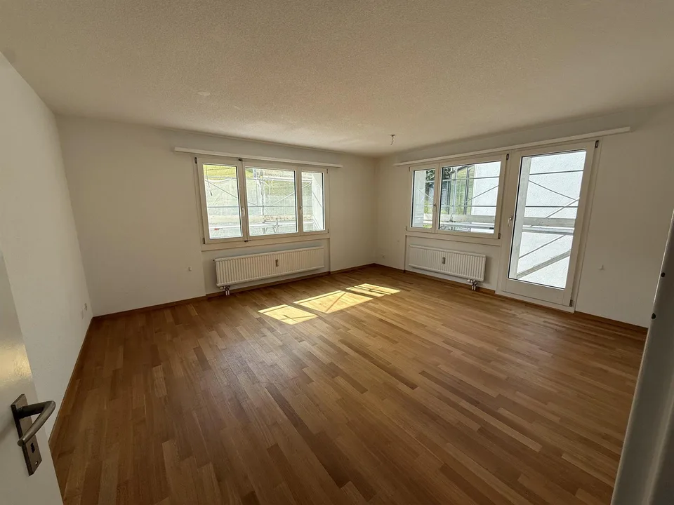 4.5 Zimmer Wohnung 2. OG
