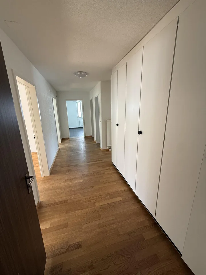 4.5 Zimmer Wohnung 2. OG