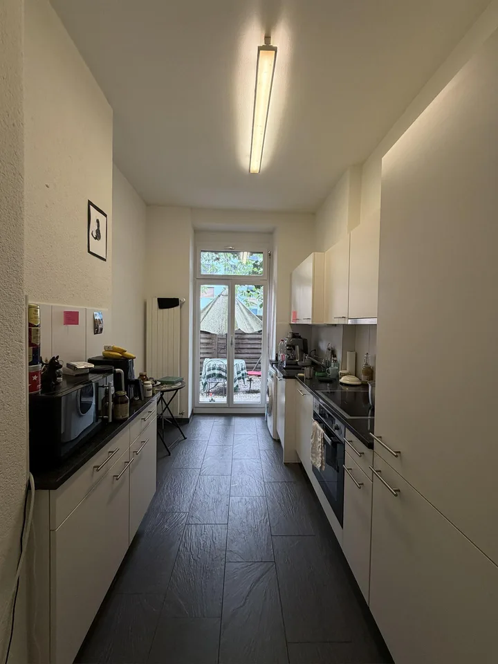 Charmante 3.5-Zimmer-Altbauwohnung an der Engelstrasse in Zürich 8004