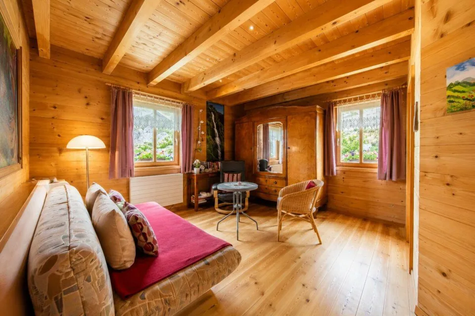 Einzigartiges Vollholzhaus aus Mondholz - gesund wohnen mit Bergsicht und vielseitigen Nutzungsmöglichkeiten – Foto 17 von 29