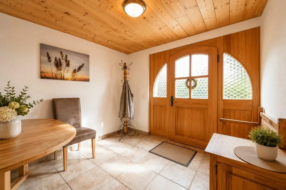 Einzigartiges Vollholzhaus aus Mondholz - gesund wohnen mit Bergsicht und vielseitigen Nutzungsmöglichkeiten – Foto 14 von 29
