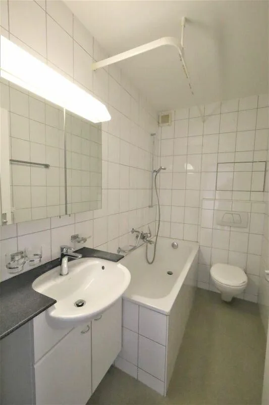 Appartamenti moderni in proprietà ristrutturata nel quartiere di Längi