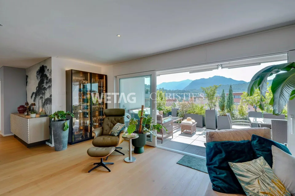 Lugano-Agno: Moderne Penthouse-Wohnung zu verkaufen, nur wenige Sch...