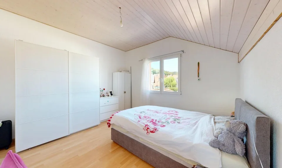Maison familiale avec potentiel de studio ou bureau – photo 10 sur 11