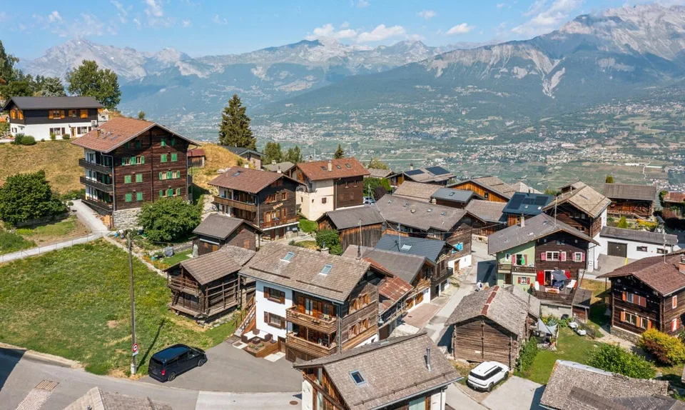 Autentica casa di montagna completamente ristrutturata