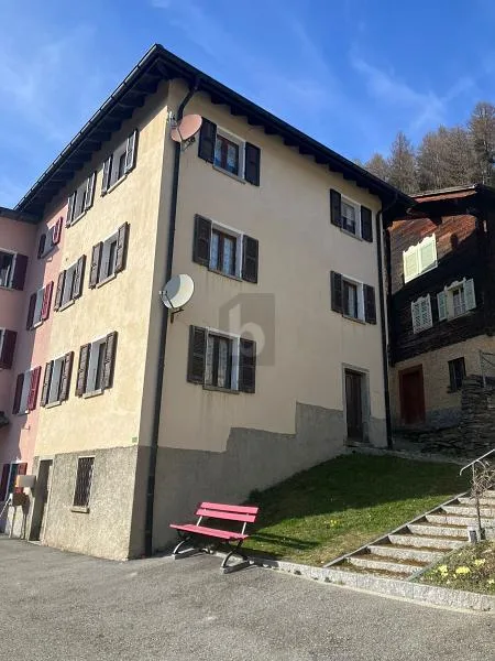 GRAZIOSO E SOLEGGIATO CON VISTA