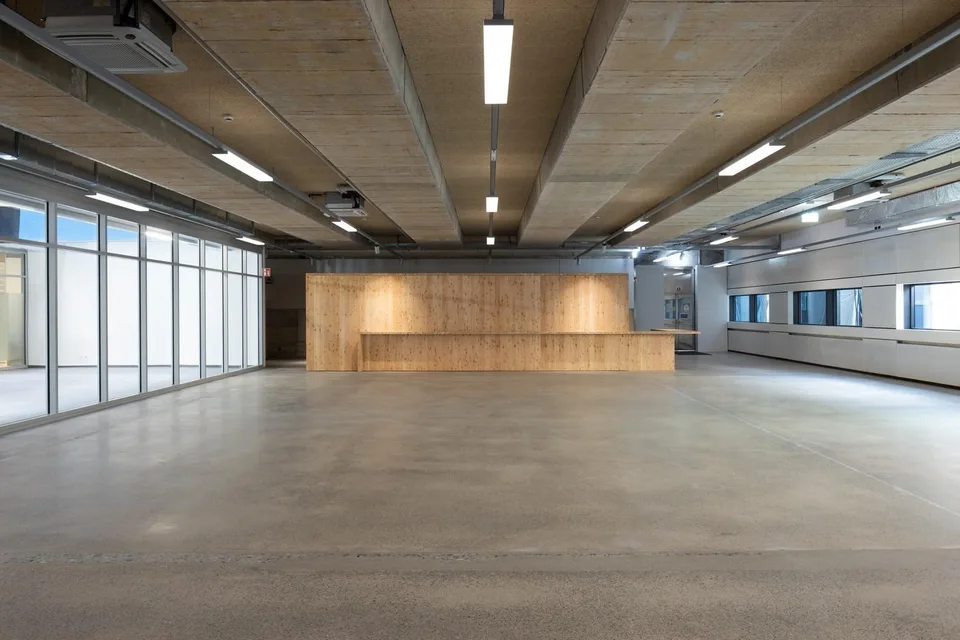 Ampia sala multifunzionale in centro città a Locarno