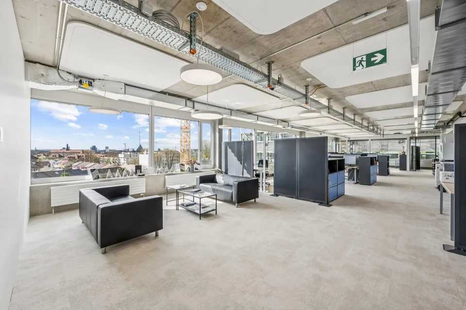 Bezugsbereite Büros mit Traumaussicht – Business City Polyfeld