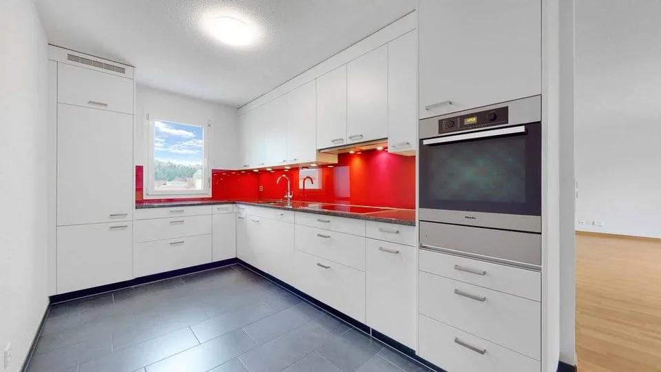 Grande maisonnette 4.5 pièces (129 m2) avec deux places de jardin