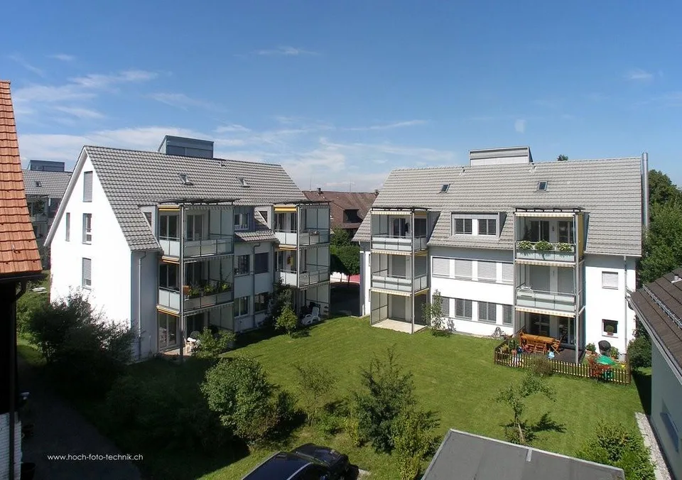 Schöne Wohnung mit Gartensitzplatz