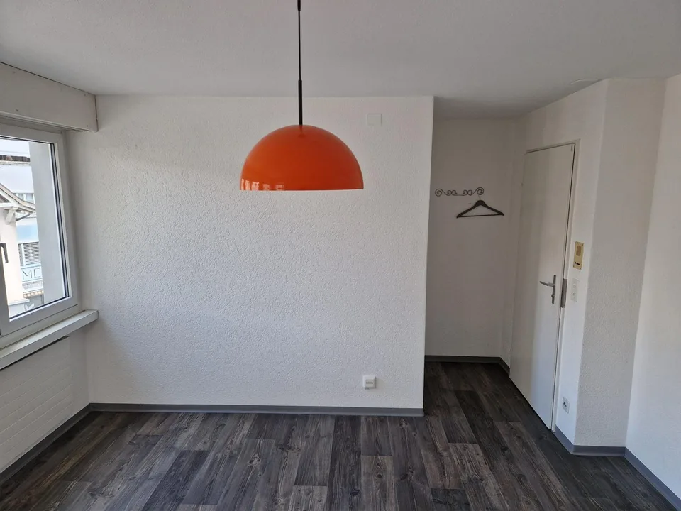 Helles 1 Zimmer an zentraler Lage in Flawil