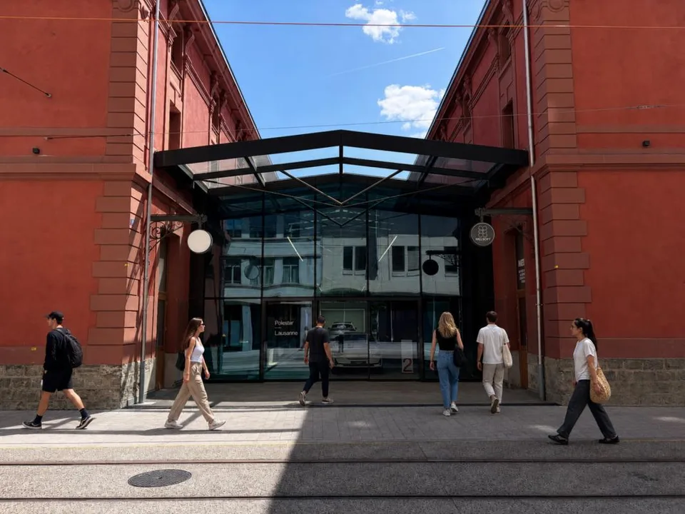 La Verrière: une surface commerciale unique, un emplacement prémium