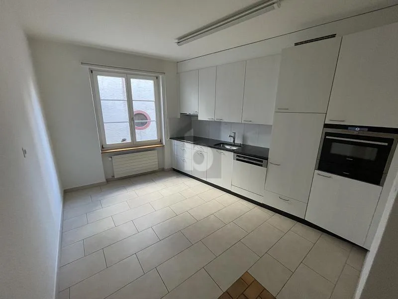 SPACIOUS IN THE HISTORIC TOWN!