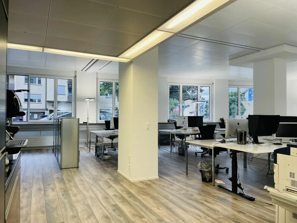 Repräsentative Bürofläche in Wollishofen - ready to move in