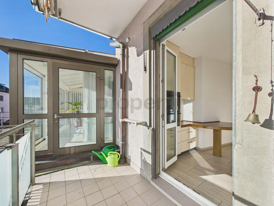 200 m² Terrasse & 18 m² Wintergarten: Wohnen mit aussergewöhnlich viel Freiraum – Foto 15 von 35
