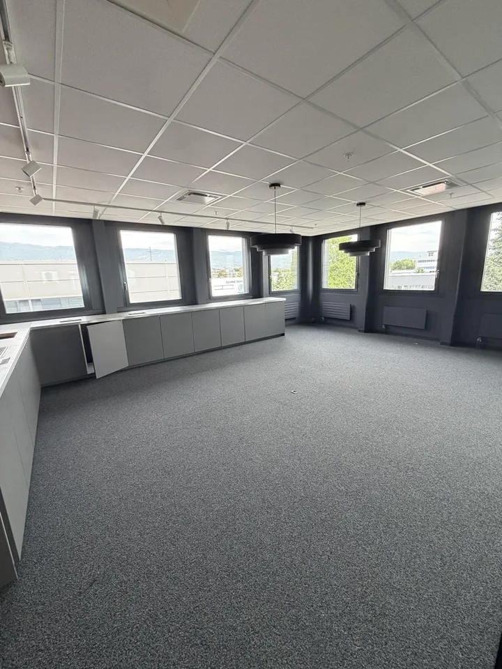 Votre future surface commerciale vous attend ! – photo 8 sur 8