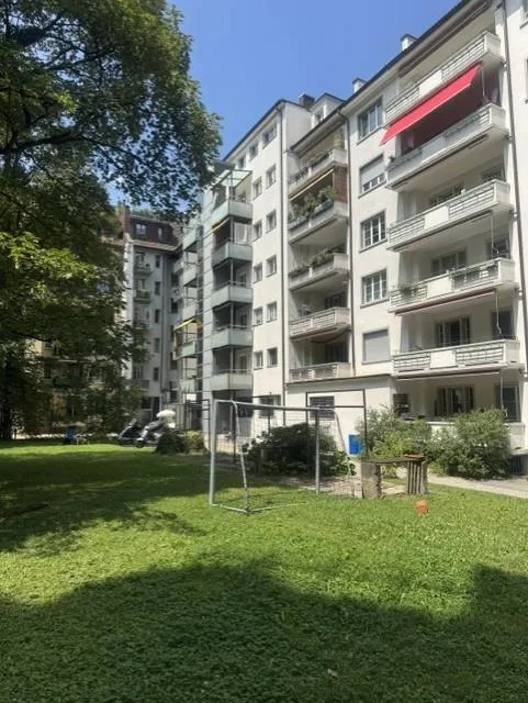 3-Zimmer-Wohnung an zentraler Lager