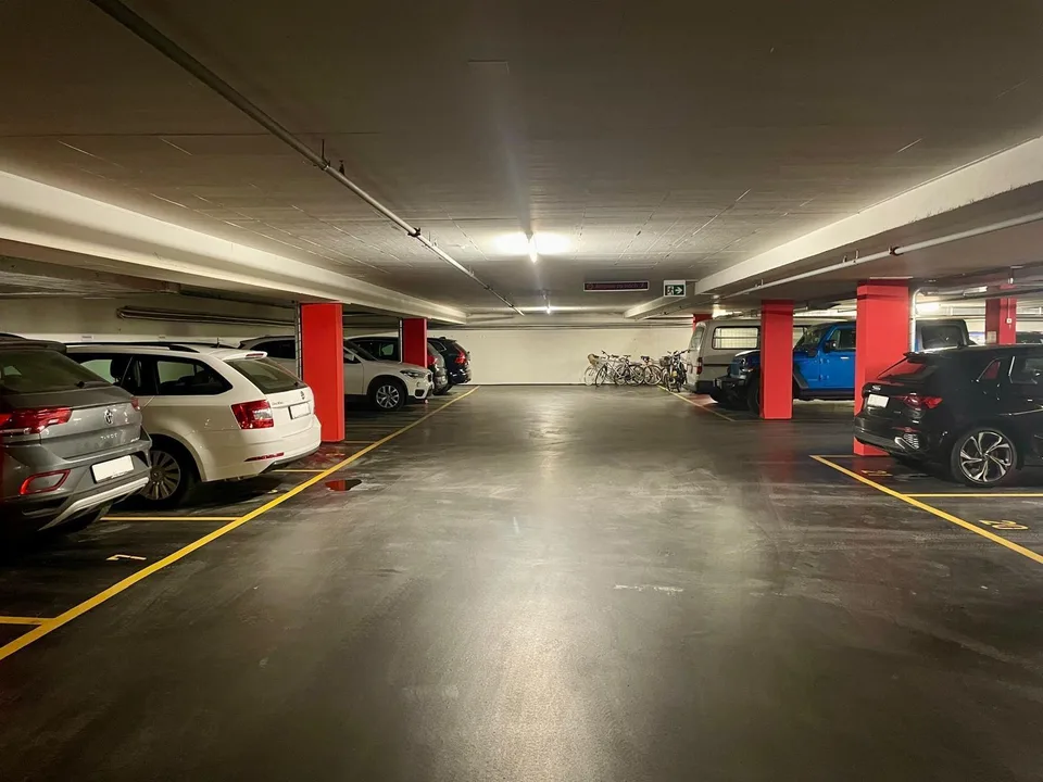 Motorrad-Einstellplätze im Zentrum von Luzern