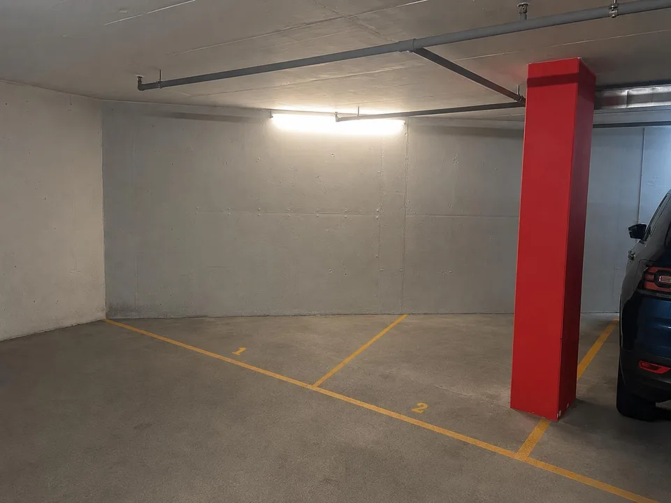 Motorrad-Einstellplätze im Zentrum von Luzern