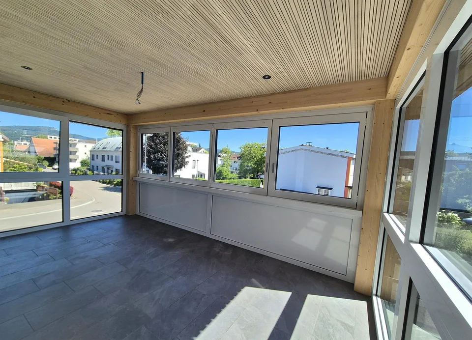 Moderne 4.5-Zimmer-Wohnung in Reinach
