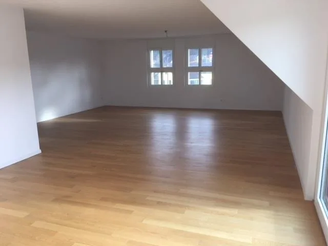Gemütliche 4.5-Zimmer-Dachwohnung in attraktiver Lage