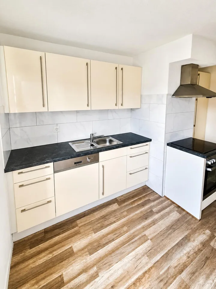 Exklusive Dachgeschosswohnung mit traumhaftem Bodenseeblick in Staad