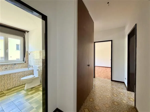 Stabio: 2.5-Zimmer-Wohnung