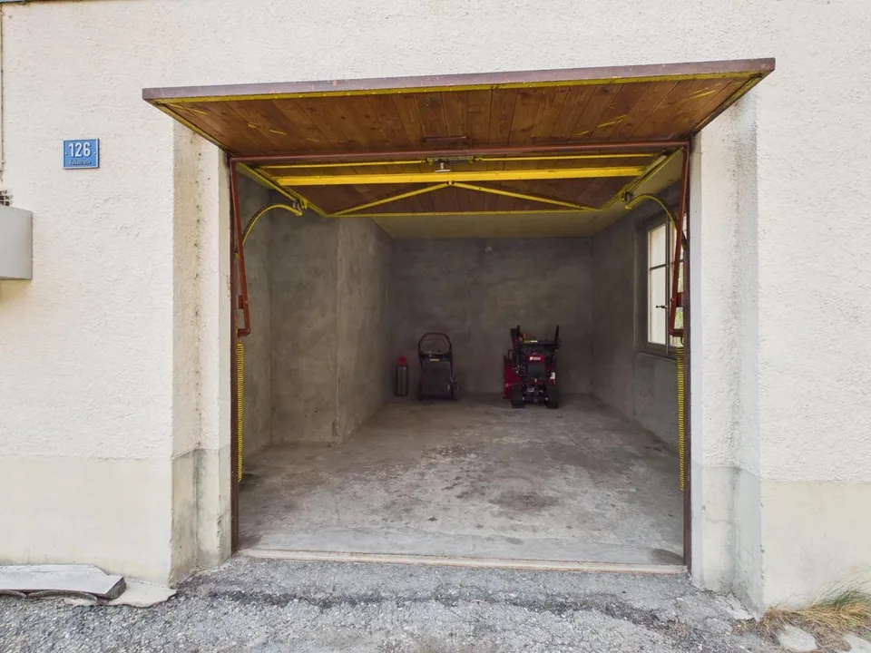 Casa bifamiliare affascinante in una posizione soleggiata nel Goms – foto 19 di 22