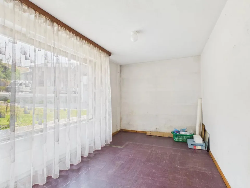 Casa bifamiliare affascinante in una posizione soleggiata nel Goms – foto 18 di 22