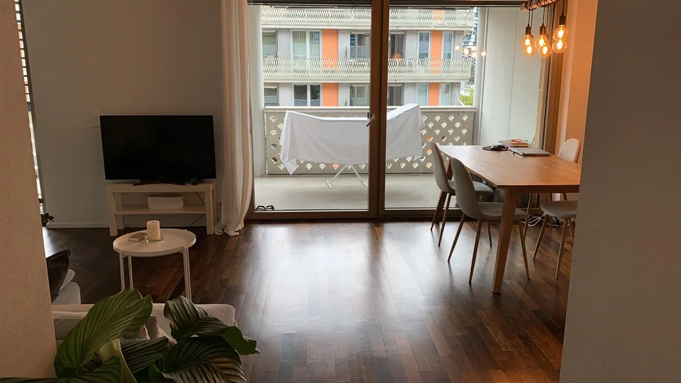 Schöne 2-Zi Wohnung im Kreis 5 an der Hardbrücke