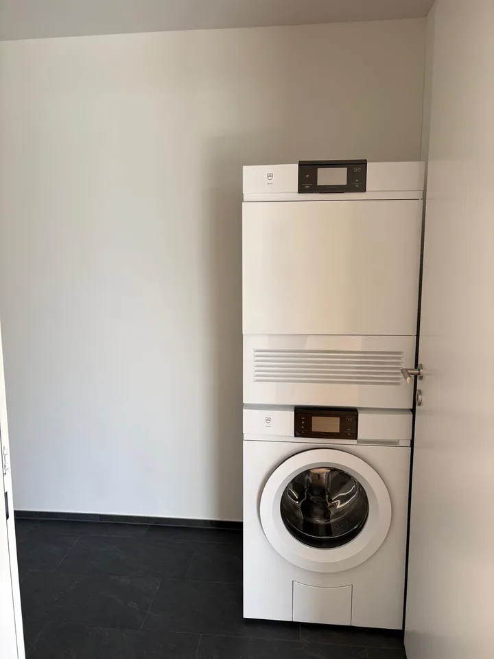 Neubauwohnung mit sonniger Terrasse – Hell, modern und ruhig