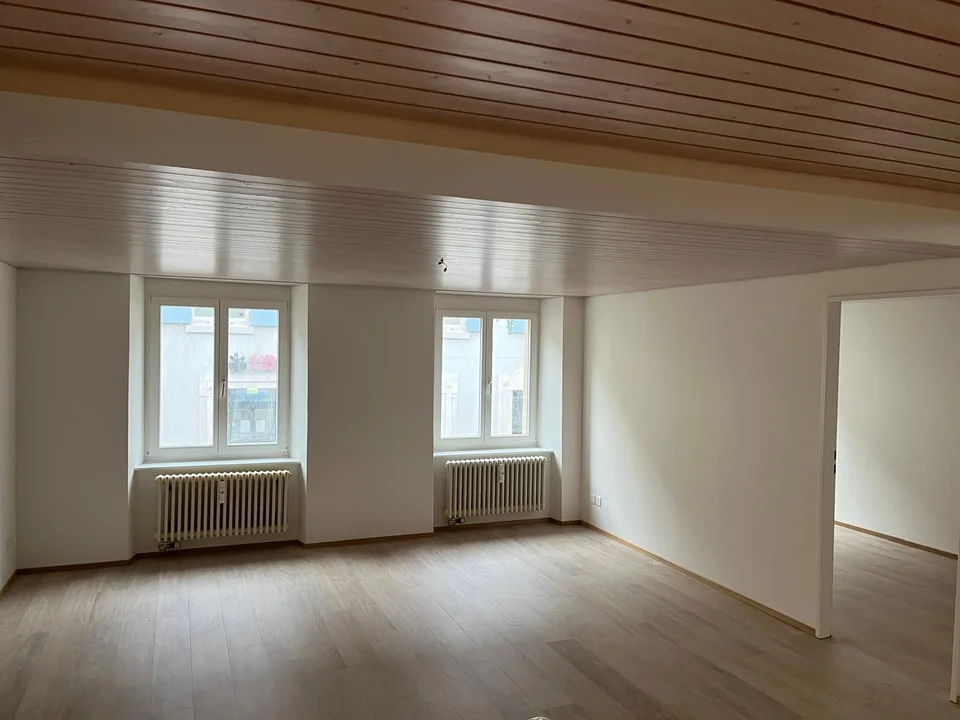 Moderne, frisch renovierte Wohnung im Herzen von Laufen