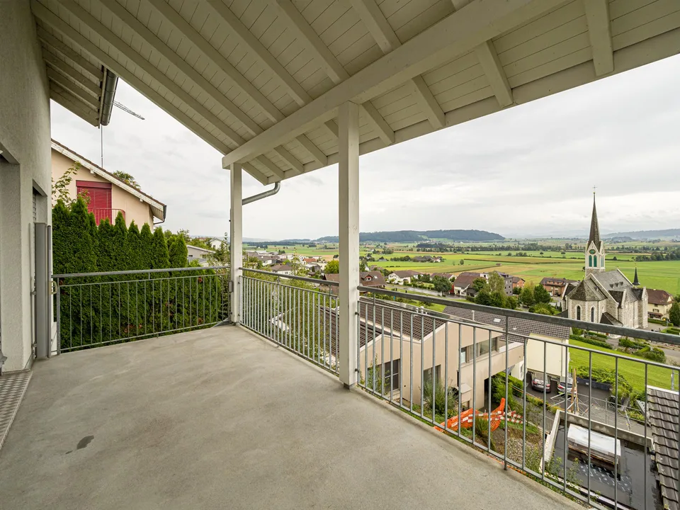 Haus mit grandioser Aussicht über das Wauwilermoos bis zu den Alpen