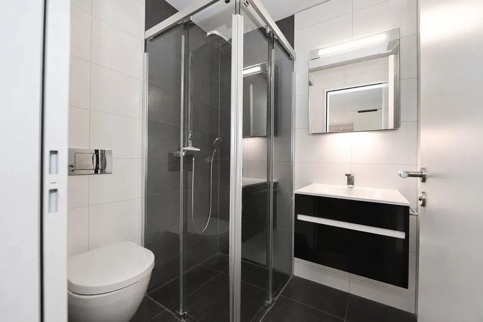 Exklusive 3.5-Zimmer-Wohnung auf Eigentumsstandard in Zürich-Schwam... – photo 5 of 13